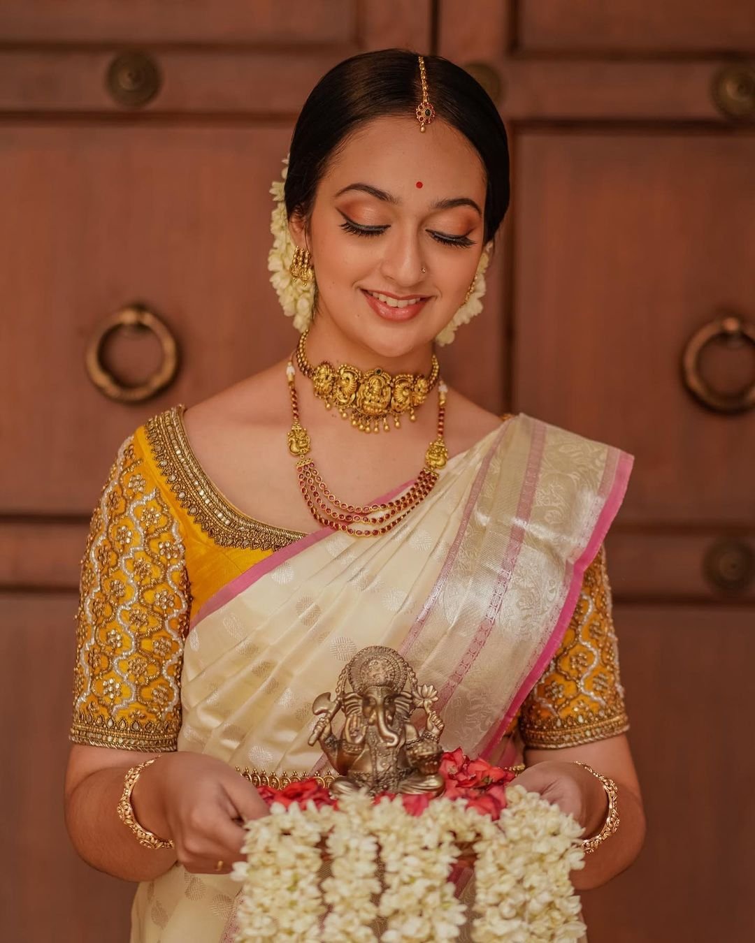 Bridal Makeup Siva Profile Pic