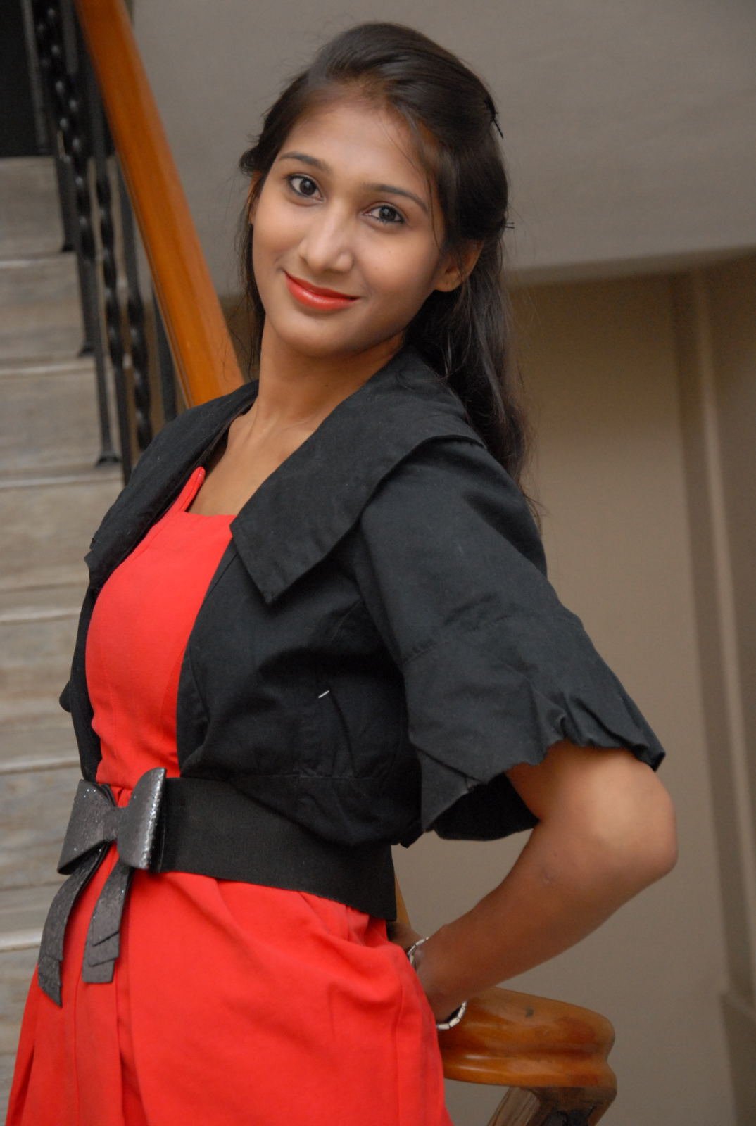 Divya Misra Profile Pic