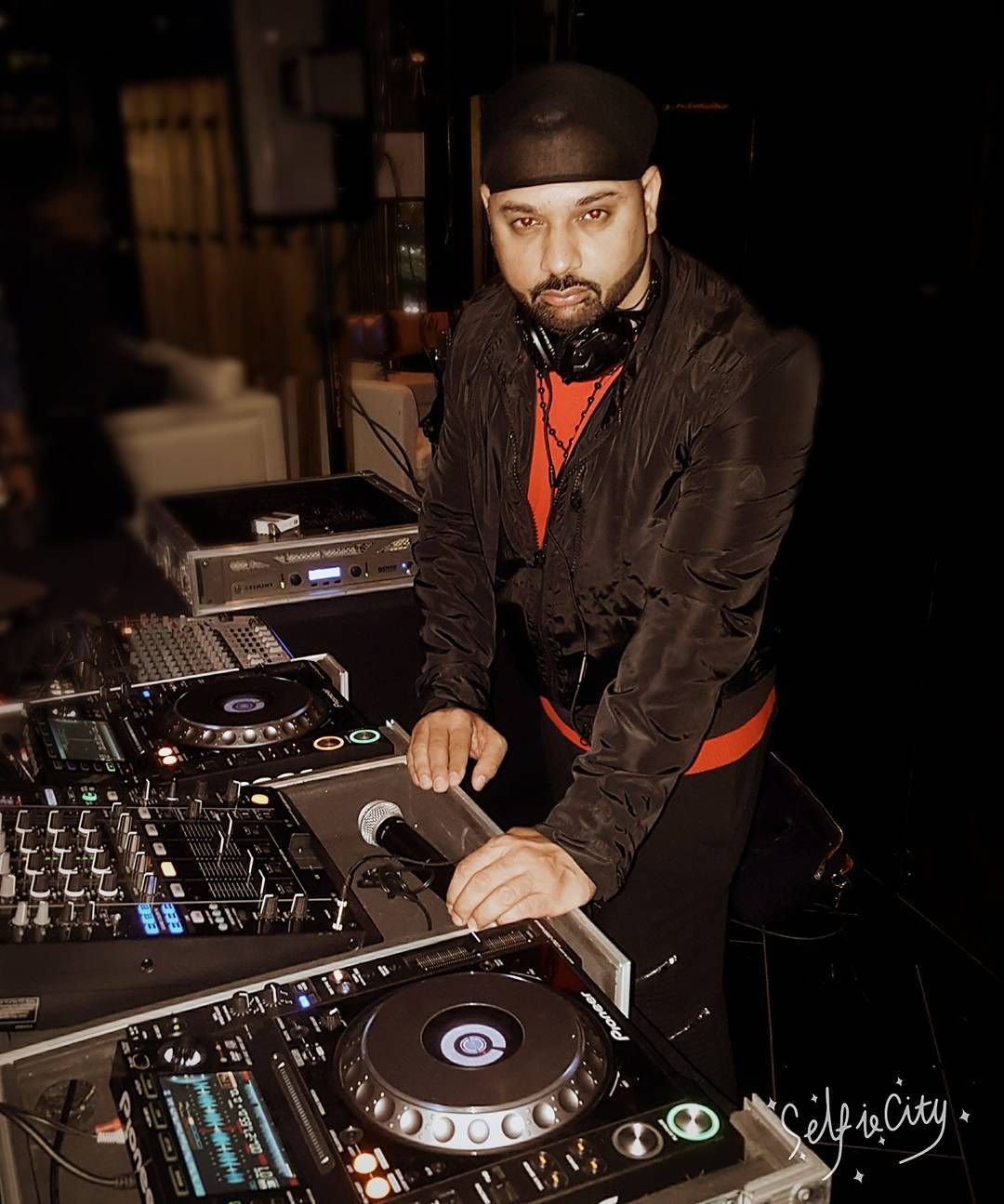DJ Sukhi Dubai Profile Pic