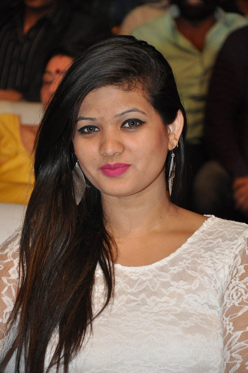 Himani Malhotra Profile Pic