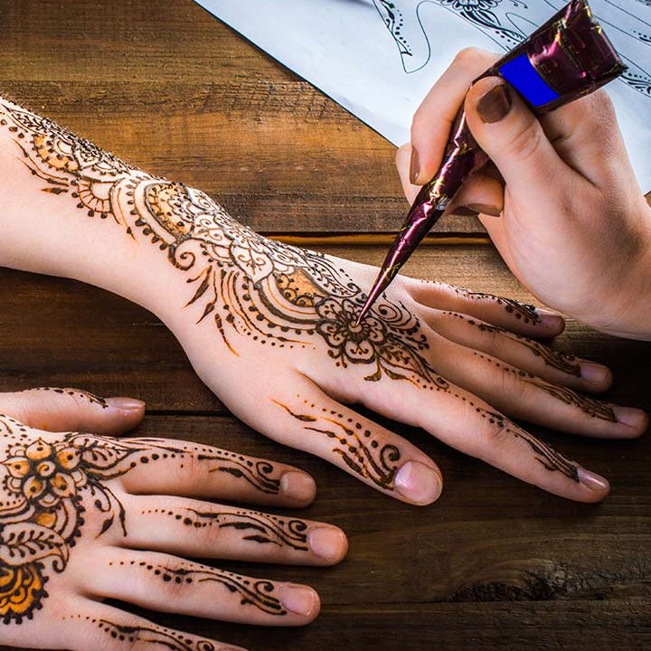 Mehndi by Pinky and Devangi Profile Pic