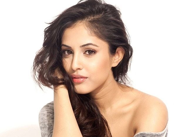 Priya Banerjee Profile Pic