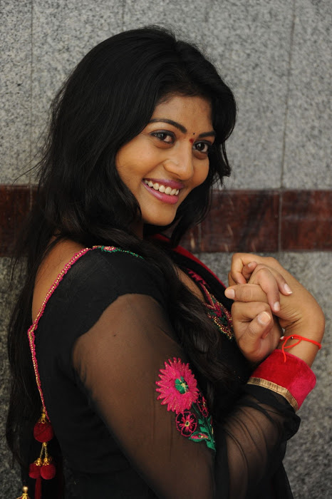 Sowmya Sri Profile Pic